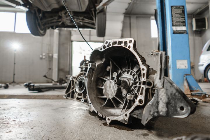 Transmission Replacement In Corona, CA Transmission Replacement In Corona, CA